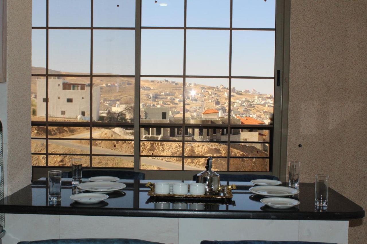 Treasury Terrace Apartments Wadi Musa Exterior photo